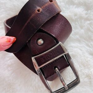 Vintage Nicole Genuine Leather Belt Brown 37” x 1.5”